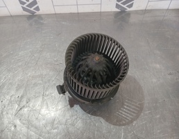 Моторчик печки для Renault Logan 2005-2014  запчасти бу