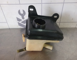 Бачок гидроусилителя для Audi 80  90  B3  86-91  запчасти бу