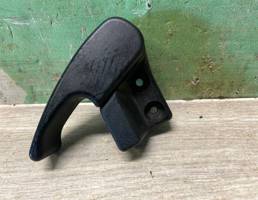 Ручка открывания капота для VW Golf 3 Vento 91-97  запчасти бу