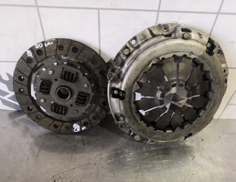 Комплект сцепления для Suzuki SX4 2006-2013  запчасти бу