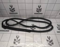 Уплотнитель двери для Chevrolet Lacetti 04-13  запчасти бу