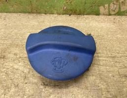 Крышка расширительного бачка для VW Polo Classic 95-02  запчасти бу