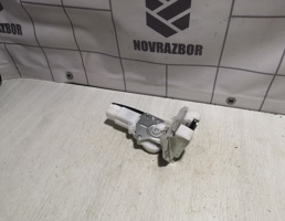 Замок багажника для Suzuki SX4 2006-2013  запчасти бу