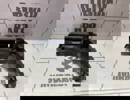 Брызговик передний левый для LADA VESTA 15-19  запчасти бу