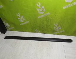 Молдинг задней правой двери для Renault Laguna 94-99  запчасти бу