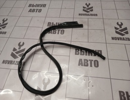 Уплотнитель двери для Renault Megane 3 09-16  запчасти бу