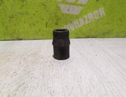 Втулка рулевого кардана для VW Golf 3 Vento 91-97  запчасти бу