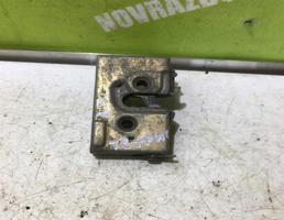 Замок двери задней левой для VW Passat  B3  1988-1993  запчасти бу