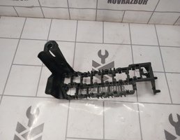 Кронштейн (сопут. товар) для VW Passat B5 96-00  запчасти бу