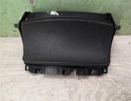 Пепельница передняя для VW Polo Classic 95-02  запчасти бу