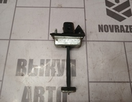 Ограничитель двери для Ford Focus 2 05-08  запчасти бу