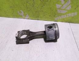 Поршень с шатуном для Skoda Felicia 1995-1998  запчасти бу