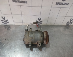 Компрессор кондиционера для Audi A6 (C4) 1994-1997  запчасти бу