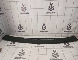 Накладка (кузов внутри) для Opel Zafira A 99-05  запчасти бу