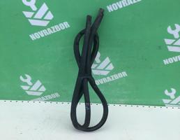 Уплотнитель двери для Suzuki Grand Vitara 1998-2005  запчасти бу