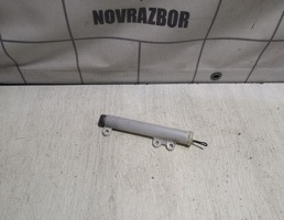 Амортизатор бардачка для Mercedes Benz W211 E-Class 2002-2009  запчасти бу