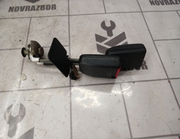 Ответная часть ремня безопасности для VW Passat B5 96-00  запчасти бу