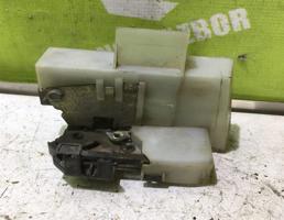 Замок двери передней левой для Renault Scenic 96-99  запчасти бу