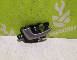 Ручка двери внутренняя левая для Hyundai i30 12-17  запчасти бу