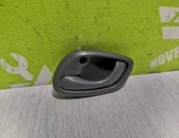 Ручка двери внутренняя левая для Suzuki Baleno 98-07  запчасти бу