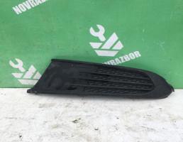 Решетка в бампер левая для VW Polo Sed RUS 2011-2020  запчасти бу