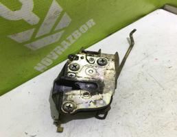 Замок двери передней левой для Toyota Corolla E10 1992-1997  запчасти бу