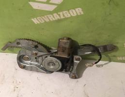 Стеклоподъемник электр. задний левый для Mazda 323 BJ Protege Familia 1998-2002  запчасти бу