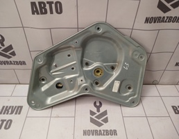 Стеклоподъемник механ. задний левый для Skoda Yeti 2009-2018  запчасти бу