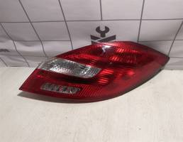 Фонарь задний правый для Skoda Fabia 2007-2015  запчасти бу