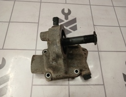 Кронштейн масляного фильтра для VW Passat B5 96-00  запчасти бу