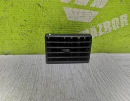 Дефлектор воздушный для Audi 80  90  B3  86-91  запчасти бу