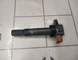 Катушка зажигания с наконечником для Suzuki SX4 2006-2013  запчасти бу