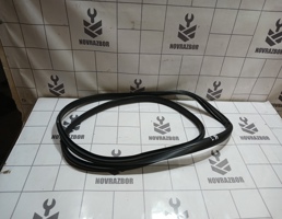 Уплотнитель двери для LADA VESTA 15-19  запчасти бу