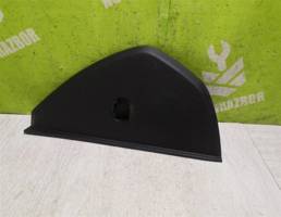 Накладка (кузов внутри) для Hyundai i30 12-17  запчасти бу
