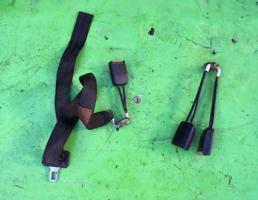 Ремень безопасности для VW Passat  B3  1988-1993  запчасти бу