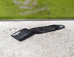 Ответная часть ремня безопасности для Renault Logan 2005-2014  запчасти бу