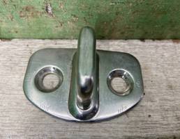 Ответная часть замка двери для VW Golf 4 Bora 97-05  запчасти бу