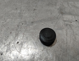 Крышка бачка гидроусилителя для Mazda 626 (GE) 1992-1997  запчасти бу