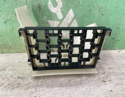 Кронштейн (сопут. товар) для VW Golf 4 Bora 97-05  запчасти бу