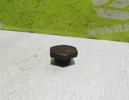 Болт для Skoda Felicia 1995-1998  запчасти бу