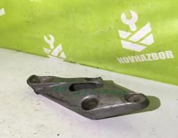 Кронштейн двигателя левый для BMW 5-серия E34 88-95  запчасти бу