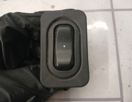 Кнопка стеклоподъемника для Opel Corsa C 2000-2006  запчасти бу