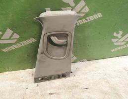 Обшивка стойки для Renault Megane 2 02-09  запчасти бу