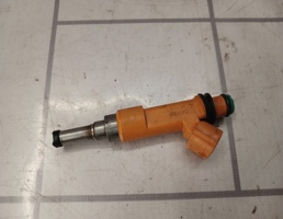 Форсунка инжекторная для Suzuki SX4 2006-2013  запчасти бу