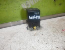 Реле для Hyundai Lantra 96-00  запчасти бу