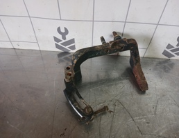 Кронштейн двигателя правый для Kia RIO 1 2000-2004  запчасти бу