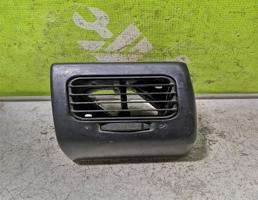 Дефлектор воздушный для VW Golf 3 Vento 91-97  запчасти бу