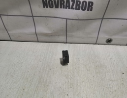 Реле для Renault Clio 2 Symbol 1998-2008  запчасти бу