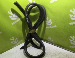 Уплотнитель двери для Renault Scenic 96-99  запчасти бу