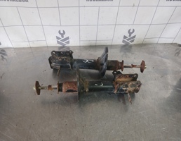 Амортизатор передний для Mazda 323 BA 94-98  запчасти бу